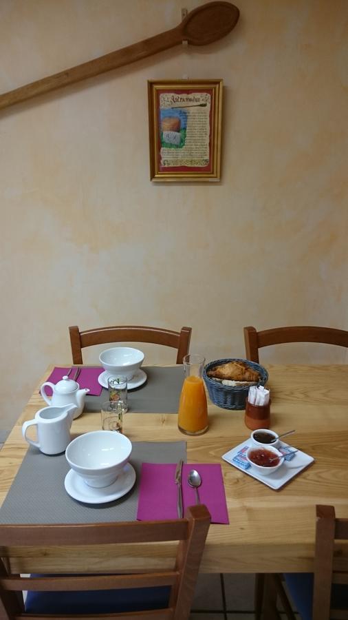 Chambres D'Hotes De L'Auberge L'Astrassadou Rézentières Zewnętrze zdjęcie